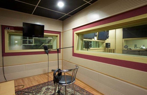 Dolly Media Studio - izolare fonica si acustica