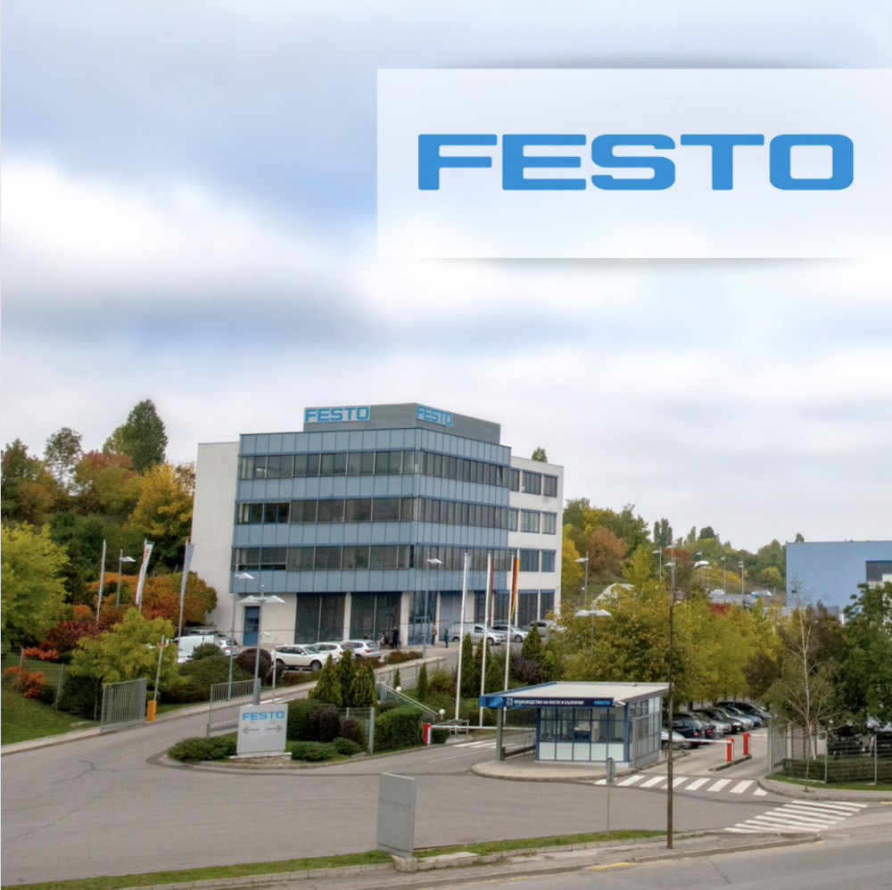 Izolarea fonică a mașinii într-o hală de producție, FESTO
