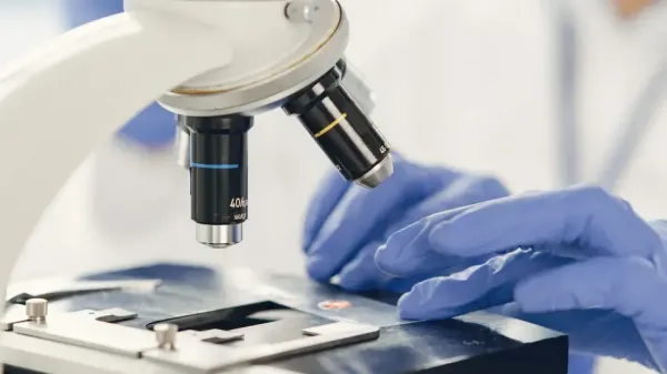Soluții de izolare fonică pentru spații de laborator multifuncționale