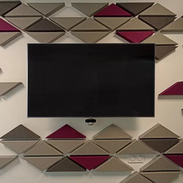 Triunghiuri personalizate pentru Sofia Office Space
