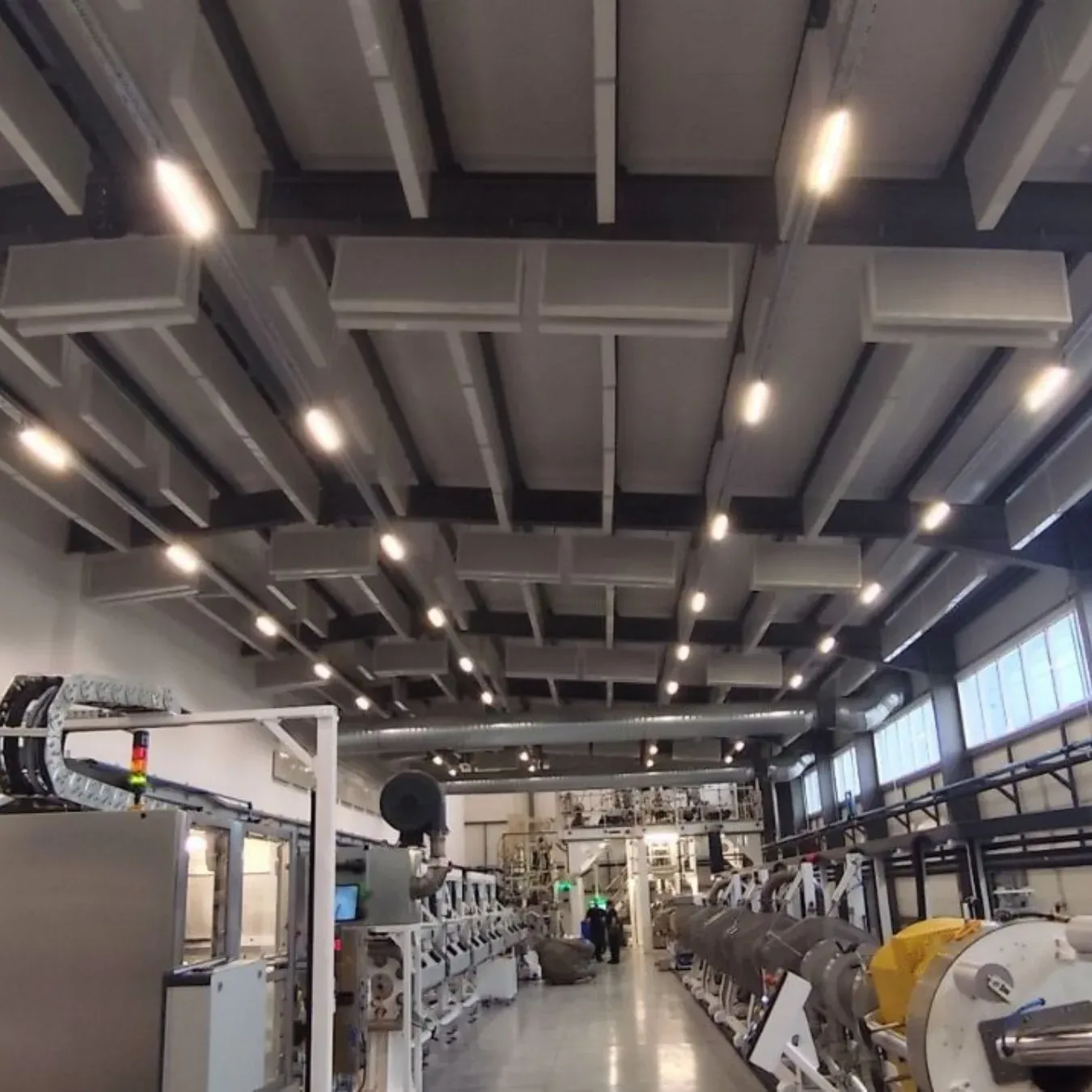 Tratament acustic al unei hale industriale pentru Excellpack