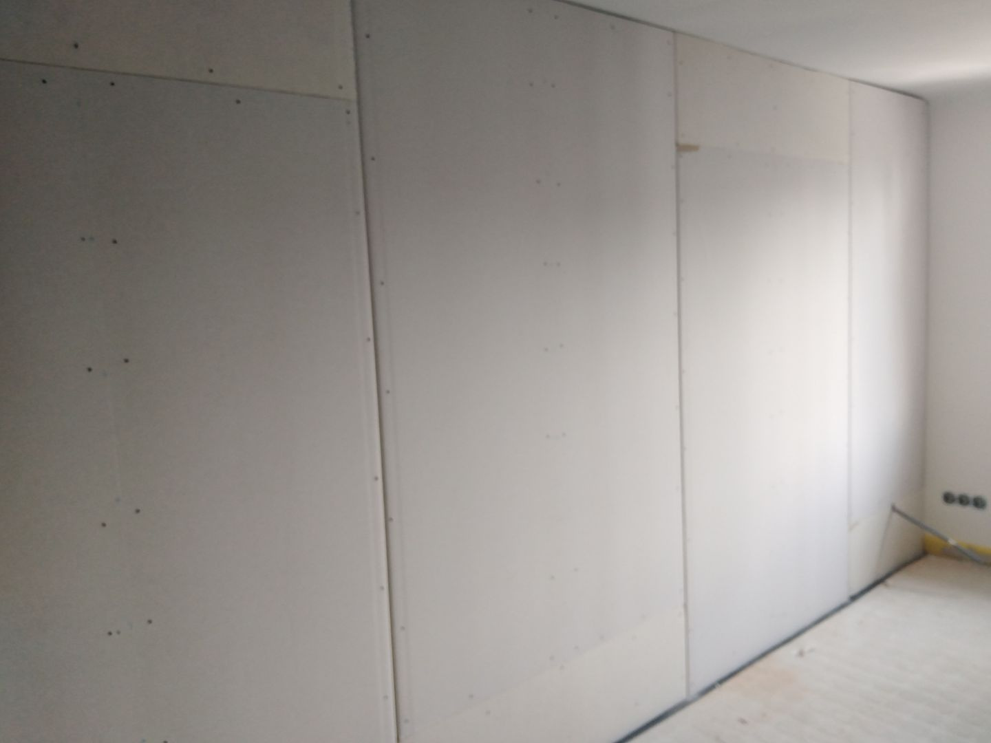 Izolare fonică Pompă de interior de încălzire cu aer și dormitor