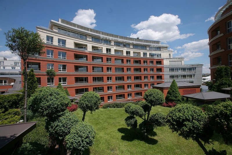 Izolare fonica a restaurantului in "San Stefano Plaza"