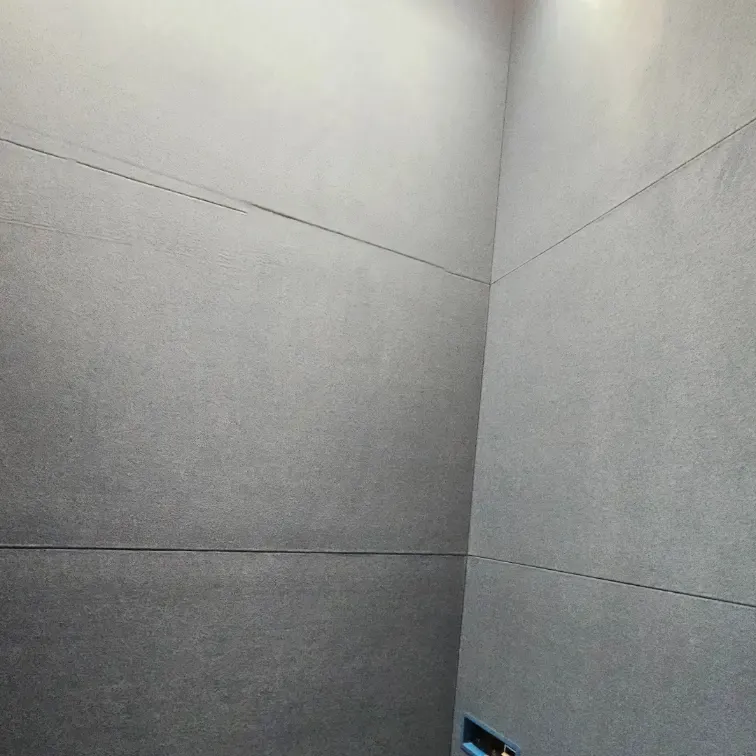 Tratament acustic pentru cabine telefonice de birou