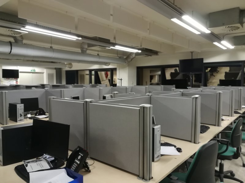 Ecrane acustice pentru birouri la sediul Forthnet, Atena