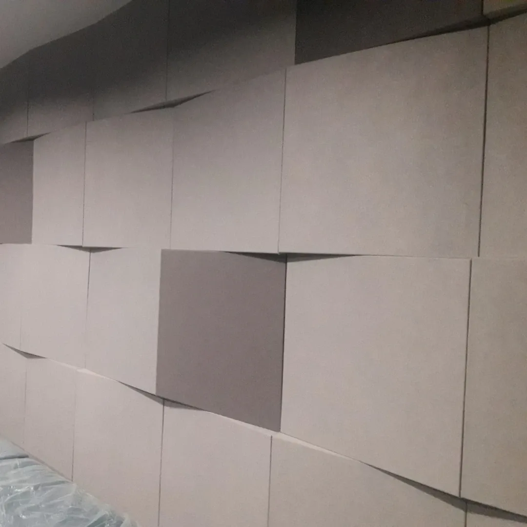 Tratament acustic Home Cinema cu panouri textile și fetru