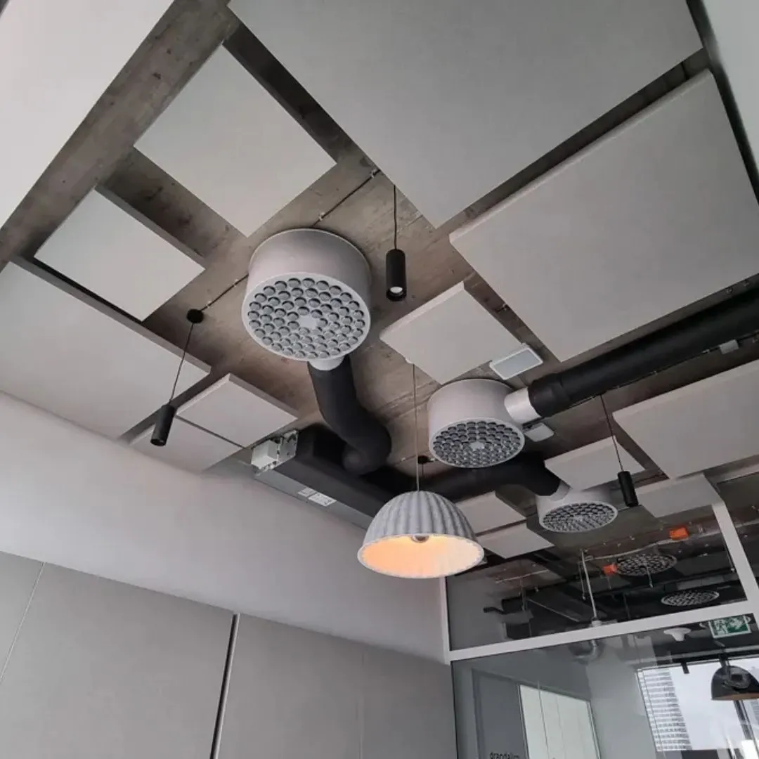 Tratament acustic pentru spațiul de coworking HubHub din Bratislava