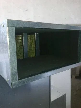 Izolare fonică a zgomotului de ventilație într-un local de viață de noapte