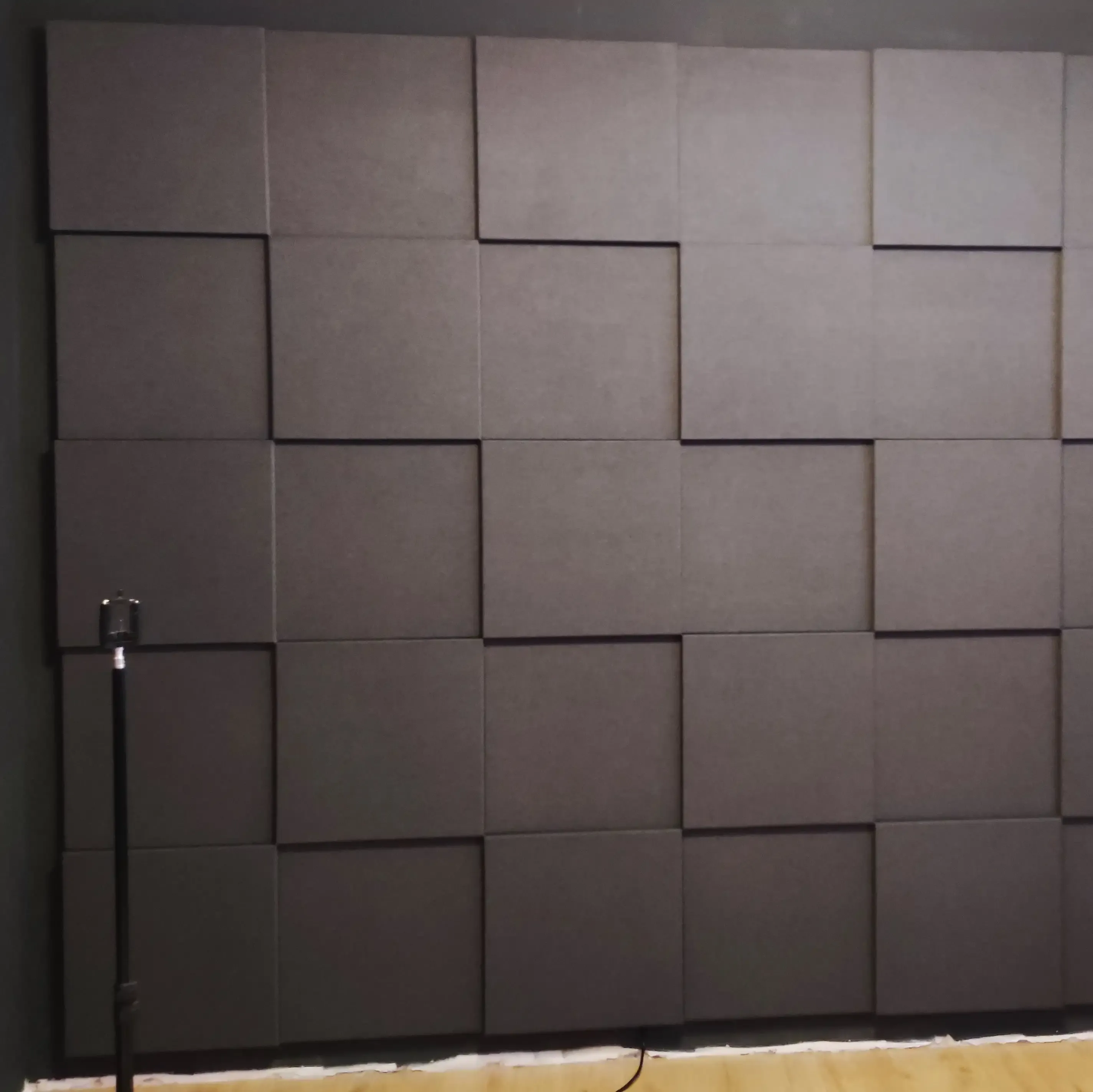 Transformarea Acustică a unui Studio de Podcast