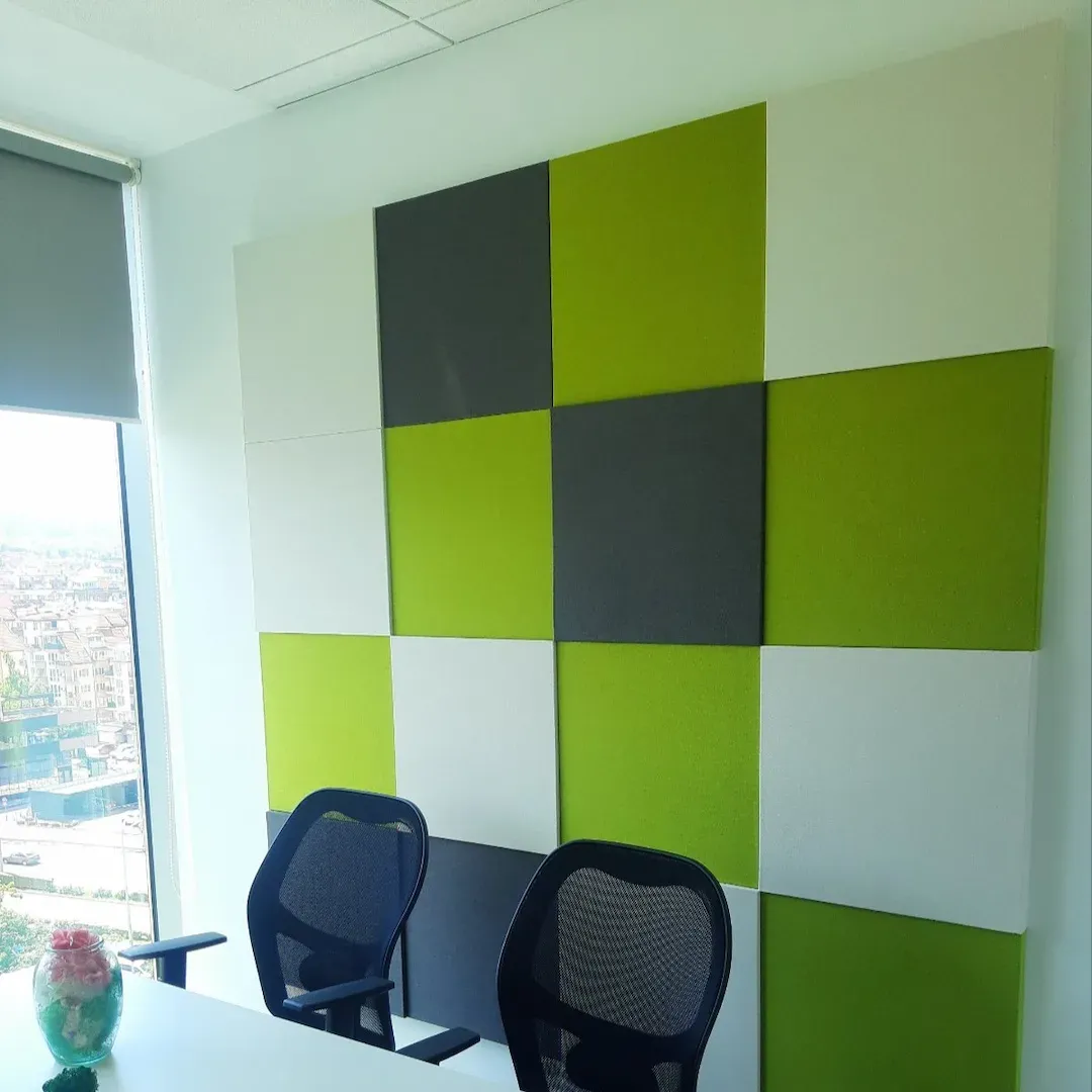 Tratament acustic al birourilor ZENTIVA cu panouri textile
