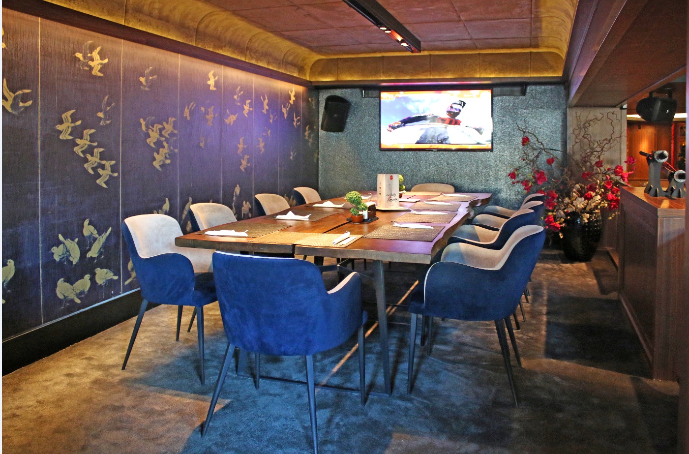Izolarea fonica a plafonului în restaurantul SASA