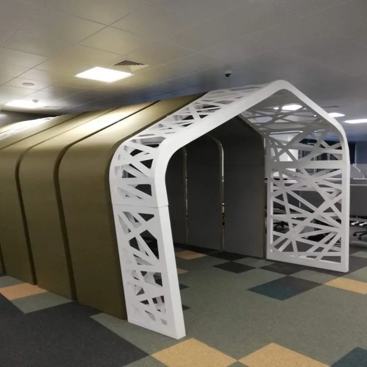 Tratament acustic personalizat al unui birou IT open-space