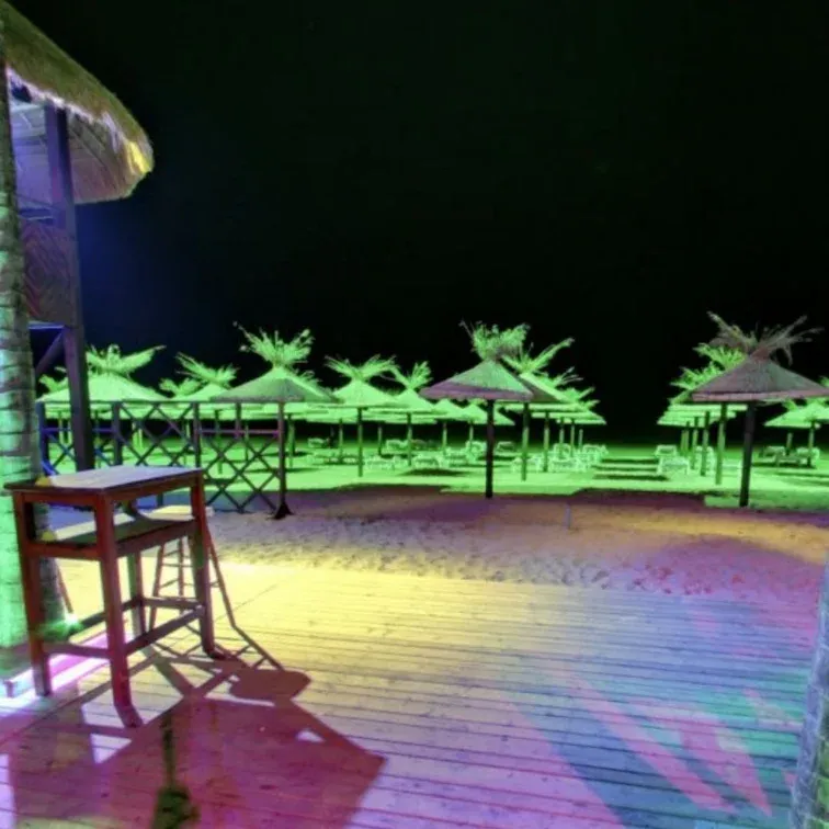 Izolare fonică a clubului de plajă de la Malibu Disco