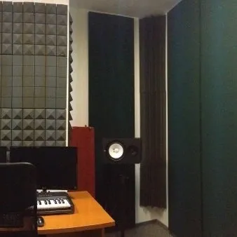 Tratament acustic pentru "Imperia online"