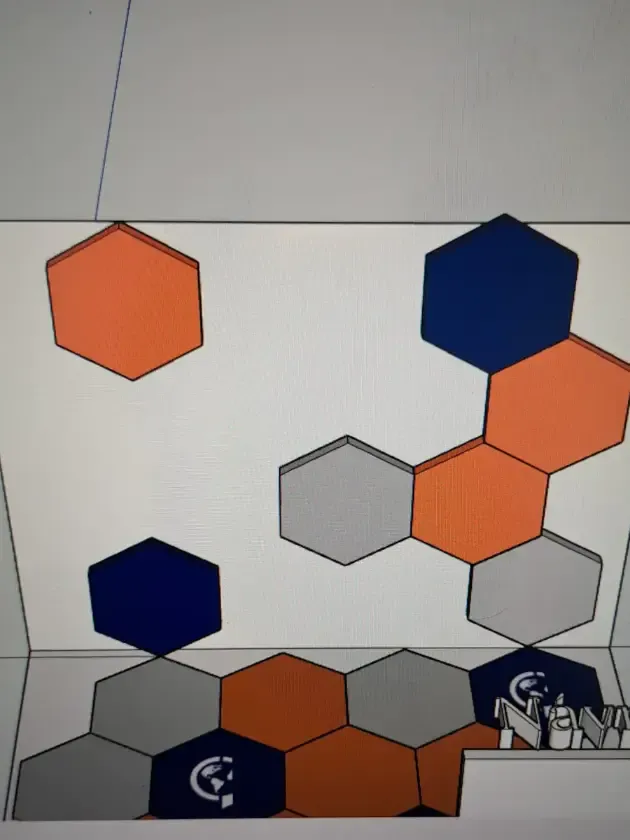 Reducerea ecoului cu panouri acustice cu logo pentru GLOBSEC